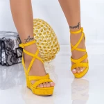 Дамски сандали на платформа HXS18 Жълто (K36) Mei