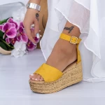 Дамски сандали на платформа FS18 Жълто (P04) Mei