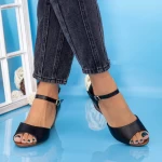Дамски сандали на платформа GH1930 Черен (P08) Mei