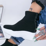 Дамски кецове с платформа WL132 Черен (D01) Mei