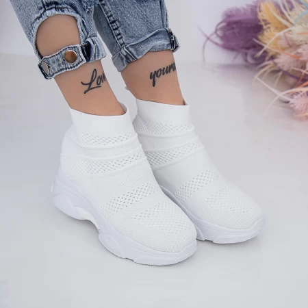 Дамски маратонки WL131 Бял (P11) Mei