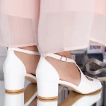 Дамски сандали на ток YXD20 Бял (A05) Mei