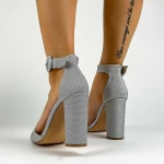 Дамски сандали с дебел ток XKK528 Сребро (N10) Mei