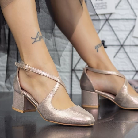 Обувки с дебел ток 2YXD30 Шампанско » MeiMall.bg