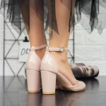 Обувки с дебел ток 2YXD50 Бежово » MeiMall.bg